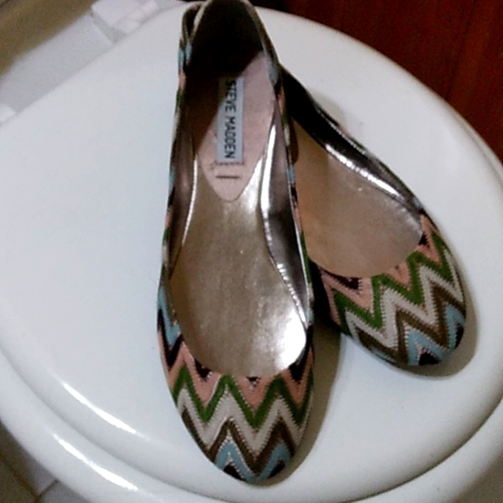 Steve Madden flats.